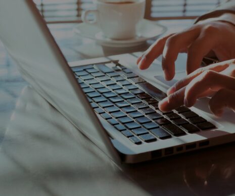 services-disperced working laptop